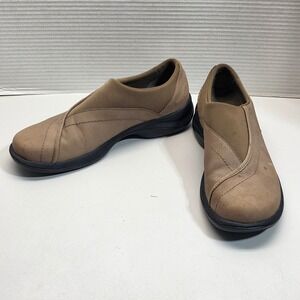 Merrell Womens Slip On Walking Shoes Tan Nubuck Leather 9 J51137 Topo Cur e